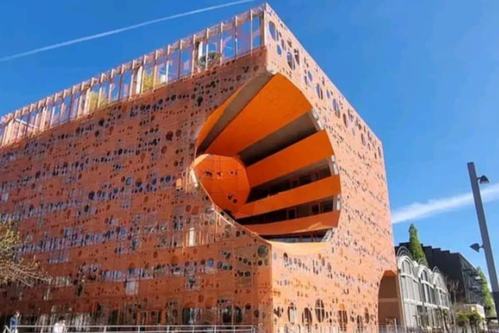 Appartement Dans Peniche Atypique Et Idyllique A Confluence Lyon Exterior photo